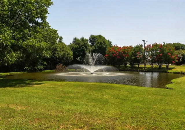 Photo 4 of Single family home for sale at 8111 Russell Curry Rd, Arlington, TX 76001 | MLS# 21296019 | Listing updated on 2026-09-15