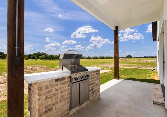 Photo 4 of Single family home for sale at 5522 County Road 3521, Quinlan, TX 75474 | MLS# 21308317 | Listing updated on 2026-07-31