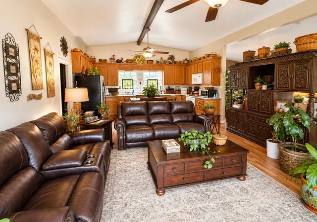 Photo 3 of Single family home for sale at 163 Arapaho, Quitman, TX 75783 | MLS# 21308015 | Listing updated on 2026-09-15