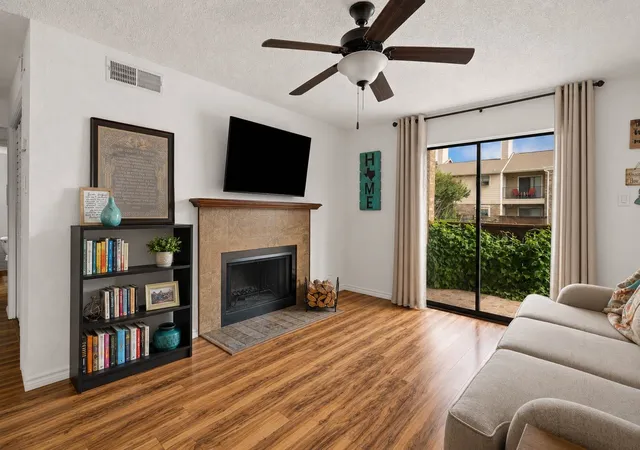 Photo 3 of Condo for sale at 4748 Old Bent Tree Ln #2307, Dallas, TX 75287 | MLS# 21296784 | Listing updated on 2026-08-02