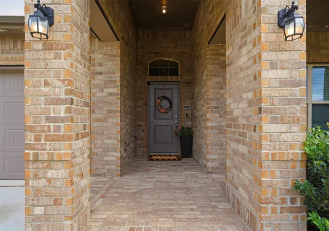 Photo 2 of Single family home for sale at 2220 Dyre Dr, Haslet, TX 76052 | MLS# 21304304 | Listing updated on 2026-10-03