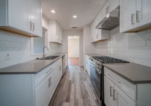 Photo 3 of Single family home for sale at 2513 Belhaven Dr, Mesquite, TX 75150 | MLS# 21308515 | Listing updated on 2026-09-08