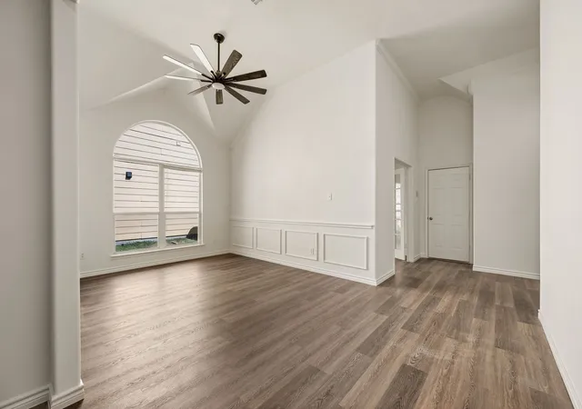Photo 3 of Single family home for sale at 9509 Water Tree Dr, Mc Kinney, TX 75072 | MLS# 21308865 | Listing updated on 2026-09-14