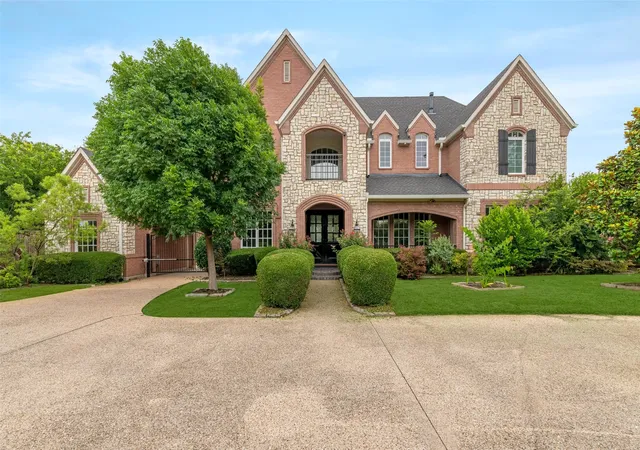 Photo 1 of Sale Pending at 10110 Betty Jane Ln, Dallas, TX 75229 | MLS# 21308969 | Listing updated on 2026-09-14