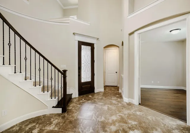 Photo 3 of Single family home for sale at 6912 Barolo Dr, Rowlett, TX 75088 | MLS# 21284156 | Listing updated on 2026-09-14