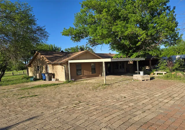 Photo 3 of Single family home for sale at 1100 Creek Bend Ln, Allen, TX 75002 | MLS# 21291418 | Listing updated on 2026-09-09