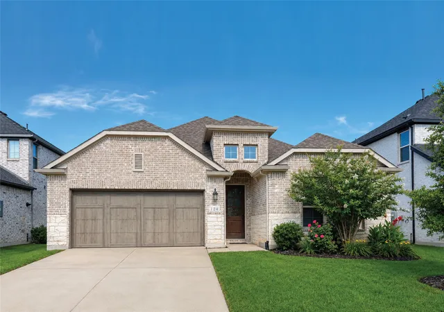 Photo 1 of Single family home for sale at 124 Savannah, Little Elm, TX 75068 | MLS# 21309361 | Listing updated on 2026-09-12