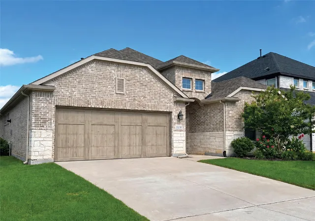 Photo 2 of Single family home for sale at 124 Savannah, Little Elm, TX 75068 | MLS# 21309361 | Listing updated on 2026-09-12