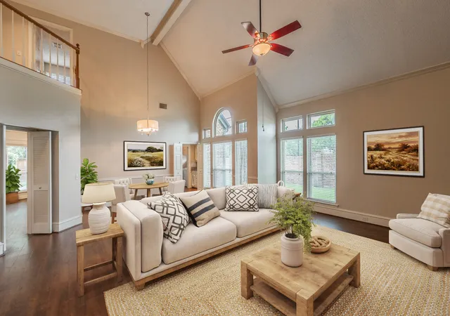 Photo 3 of Single family home for sale at 2002 Diamond Oaks Dr, Garland, TX 75044 | MLS# 21309452 | Listing updated on 2026-09-14