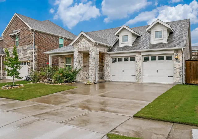 Photo 1 of Single family home for sale at 5508 Baker Creek Rd, Fort Worth, TX 76126 | MLS# 21309507 | Listing updated on 2026-09-14