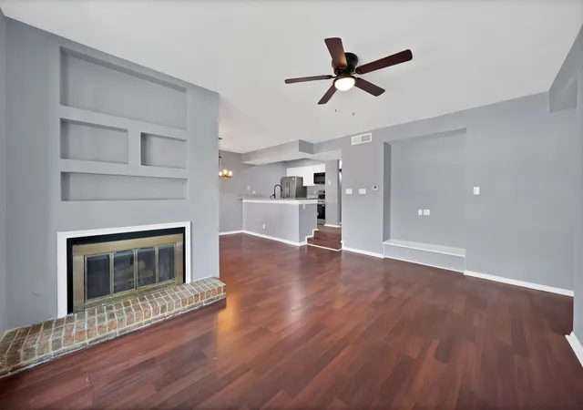 Photo 1 of Condo for sale at 5750 Phoenix Dr #33, Dallas, TX 75231 | MLS# 21309675 | Listing updated on 2026-10-03