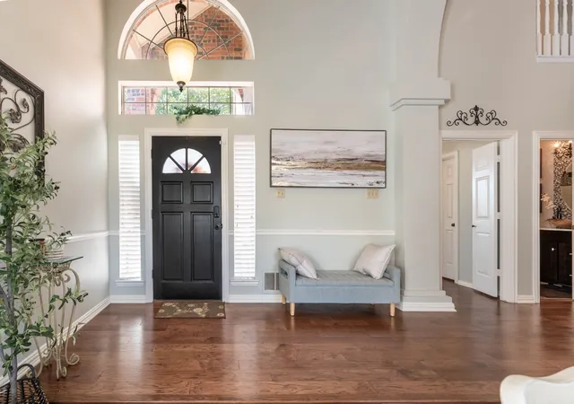Photo 4 of Single family home for sale at 1590 N Hills Dr, Rockwall, TX 75087 | MLS# 21309683 | Listing updated on 2026-09-13
