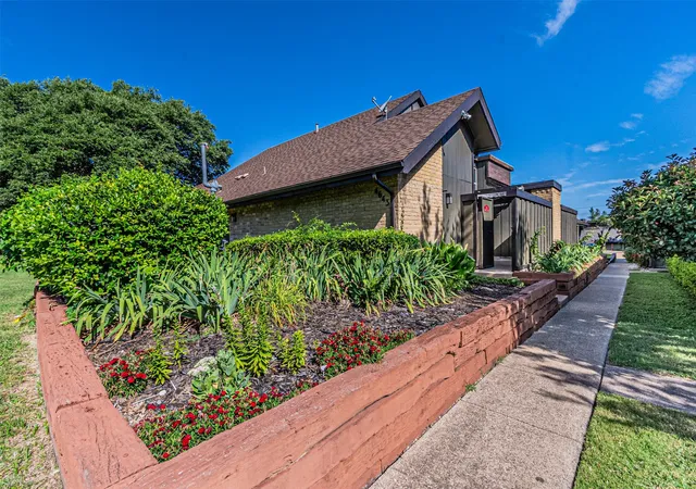 Photo 1 of Sale Pending at 4643 Country Creek Dr #1090, Dallas, TX 75236 | MLS# 21309757 | Listing updated on 2026-09-14