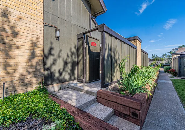 Photo 2 of Sale Pending at 4643 Country Creek Dr #1090, Dallas, TX 75236 | MLS# 21309757 | Listing updated on 2026-09-14
