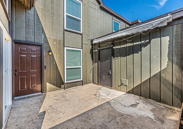 Photo 3 of Sale Pending at 4643 Country Creek Dr #1090, Dallas, TX 75236 | MLS# 21309757 | Listing updated on 2026-09-14