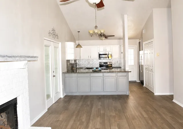 Photo 4 of Single family home for sale at 740 Versailles St, Mesquite, TX 75149 | MLS# 21309252 | Listing updated on 2026-10-06