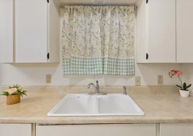 Photo 3 of Single family home for sale at 901 Church Ave, Waco, TX 76706 | MLS# 21309940 | Listing updated on 2026-07-31