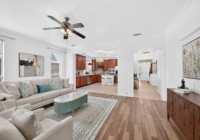 Photo 4 of Single family home for sale at 10906 Ascot Dr, Frisco, TX 75033 | MLS# 21309936 | Listing updated on 2026-09-13