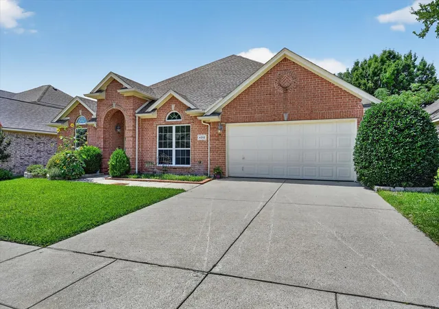 Photo 3 of Single family home for sale at 4312 Wyndham Dr, Fort Worth, TX 76244 | MLS# 21288361 | Listing updated on 2026-09-11