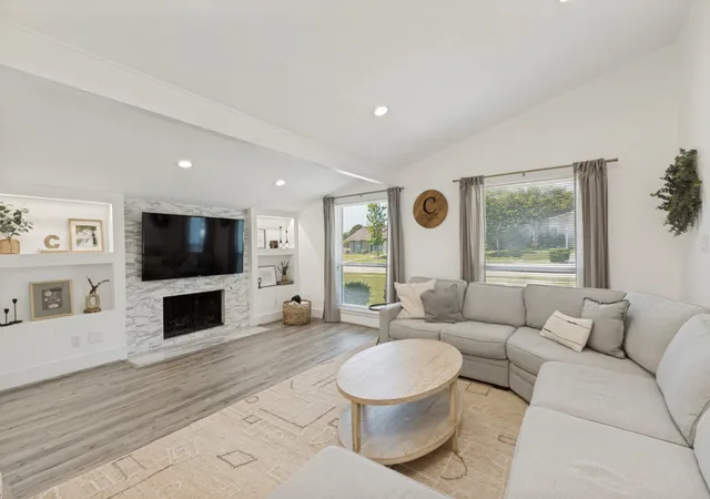Photo 4 of Single family home for sale at 6716 Roundrock Rd, Dallas, TX 75248 | MLS# 21297010 | Listing updated on 2026-09-12
