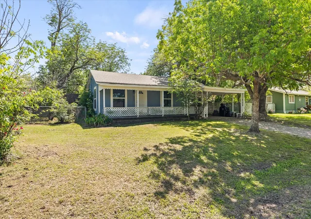 Photo 3 of Sale Pending at 4203 Cordell St, Greenville, TX 75401 | MLS# 21310010 | Listing updated on 2026-09-10