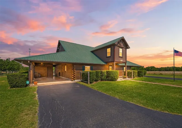 Photo 2 of Single family home for sale at 7301 Comer Ln, Weatherford, TX 76085 | MLS# 21308083 | Listing updated on 2026-09-08
