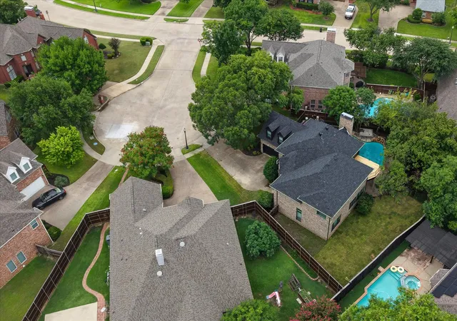 Photo 3 of Single family home for sale at 407 Greenway Ct, Coppell, TX 75019 | MLS# 21310116 | Listing updated on 2026-10-05