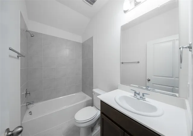 Photo 3 of Single family home for sale at 2510 Hawkins St, Anna, TX 75409 | MLS# 21310200 | Listing updated on 2026-09-13