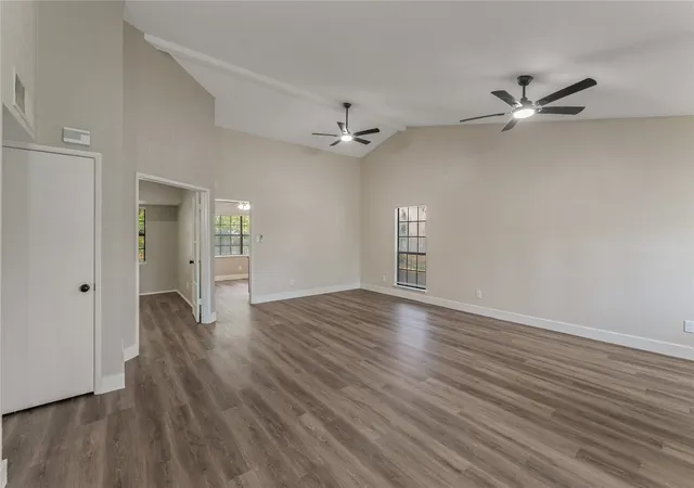 Photo 3 of Sale Pending at 420 Whitney St, Cedar Hill, TX 75104 | MLS# 21308596 | Listing updated on 2026-07-31