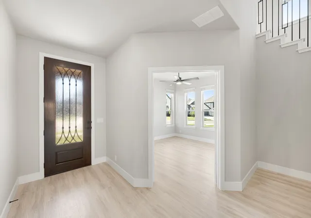 Photo 4 of Single family home for sale at 825 Twisted Leaf Ln, Little Elm, TX 76227 | MLS# 21310270 | Listing updated on 2026-09-14