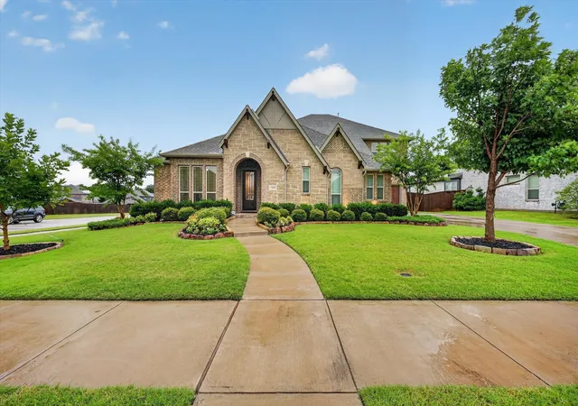 Photo 3 of Sale Pending at 11601 Norcross Dr, Cross Roads, TX 76227 | MLS# 21308420 | Listing updated on 2026-09-12