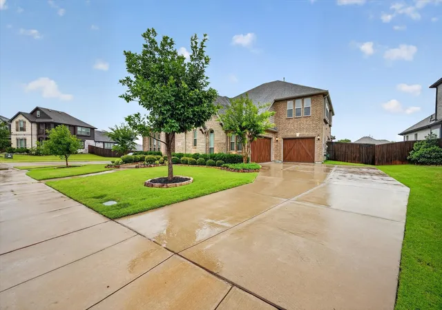 Photo 4 of Sale Pending at 11601 Norcross Dr, Cross Roads, TX 76227 | MLS# 21308420 | Listing updated on 2026-09-12