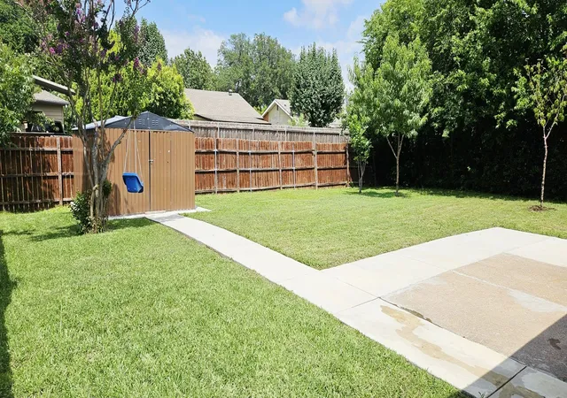 Photo 3 of Sale Pending at 1529 Meridian Wy, Garland, TX 75040 | MLS# 21309023 | Listing updated on 2026-08-01