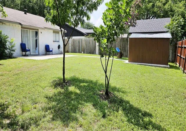 Photo 4 of Sale Pending at 1529 Meridian Wy, Garland, TX 75040 | MLS# 21309023 | Listing updated on 2026-08-01