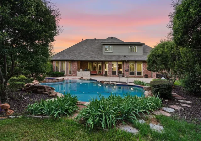 Photo 3 of Single family home for sale at 1016 Meandering Woods Dr, Keller, TX 76248 | MLS# 21284041 | Listing updated on 2026-10-06