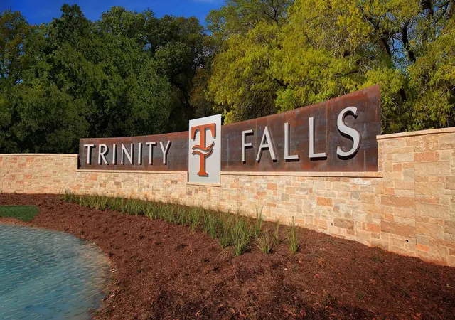 Photo 3 of Sale Pending at 7305 Pinales Wy, Mc Kinney, TX 75071 | MLS# 21310558 | Listing updated on 2026-09-14
