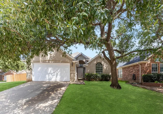 Photo 1 of Single family home for sale at 12601 Red Cedar Dr, Euless, TX 76040 | MLS# 21310695 | Listing updated on 2026-09-10