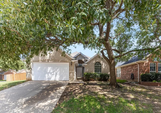 Photo 28 of Single family home for sale at 12601 Red Cedar Dr, Euless, TX 76040 | MLS# 21310695 | Listing updated on 2026-09-10