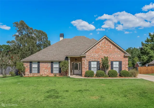 Photo 1 of Single family home for sale at 605 Jade Cir, Haughton, LA 71037 | MLS# 21310513 | Listing updated on 2026-09-20