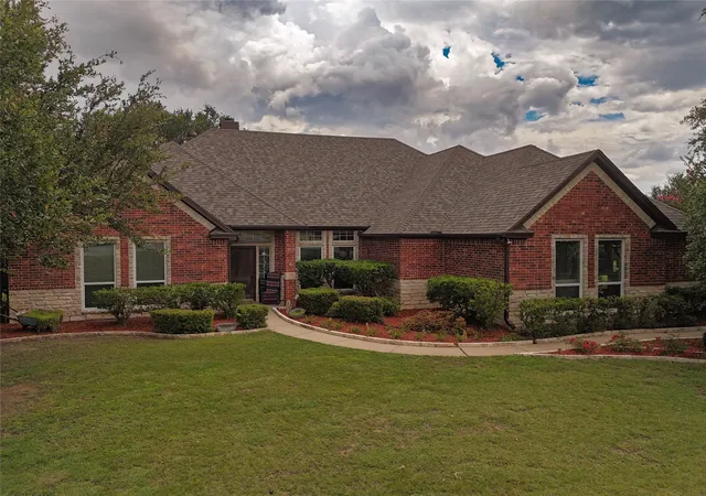 Photo 2 of Single family home for sale at 239 Palomino Ct, Cresson, TX 76035 | MLS# 21308934 | Listing updated on 2026-09-10