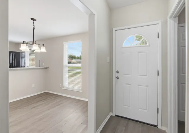 Photo 4 of Single family home for sale at 3909 Dogwood Ct, Fort Worth, TX 76137 | MLS# 21307649 | Listing updated on 2026-09-09