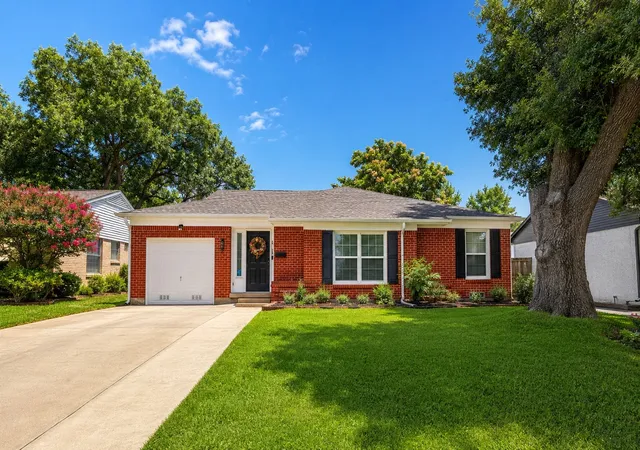 Photo 1 of Sale Pending at 1818 N Plymouth Dr N, Irving, TX 75061 | MLS# 21309934 | Listing updated on 2026-07-30