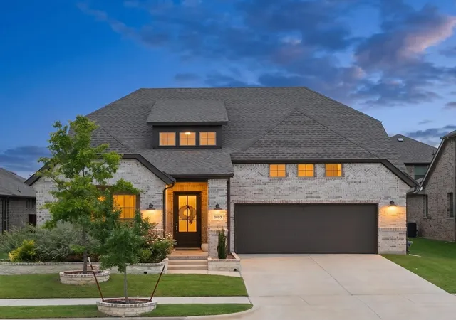 Photo 1 of Single family home for sale at 2603 Trinity Ridge St, Mansfield, TX 76063 | MLS# 21309697 | Listing updated on 2026-10-05