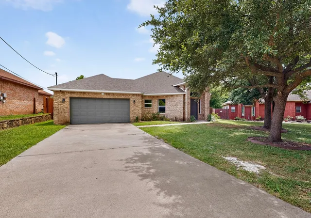 Photo 1 of Single family home for sale at 2230 Larry Dr, Dallas, TX 75228 | MLS# 21302511 | Listing updated on 2026-09-14
