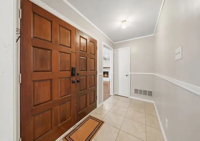 Photo 4 of Single family home for sale at 416 Forest Grove Dr, Richardson, TX 75080 | MLS# 21309870 | Listing updated on 2026-09-12