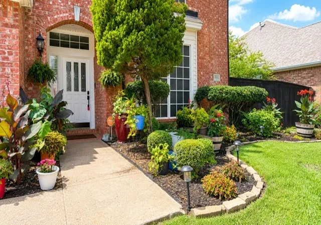 Photo 2 of Single family home for sale at 3513 Stone Creek Ln S, Fort Worth, TX 76137 | MLS# 21311571 | Listing updated on 2026-09-14