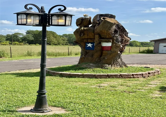 Photo 2 of Single family home for sale at 20530 State Hwy 64, Canton, TX 75103 | MLS# 21309282 | Listing updated on 2026-09-14