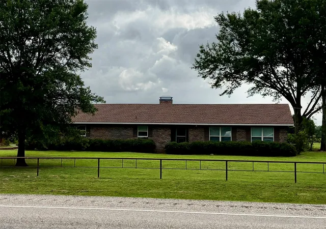 Photo 34 of Single family home for sale at 20530 State Hwy 64, Canton, TX 75103 | MLS# 21309282 | Listing updated on 2026-09-14