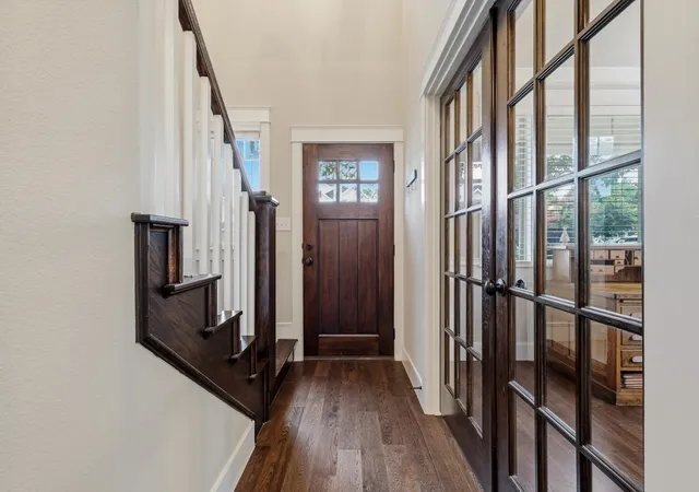 Photo 3 of Single family home for sale at 1302 Lela St, Mc Kinney, TX 75069 | MLS# 21310612 | Listing updated on 2026-09-12
