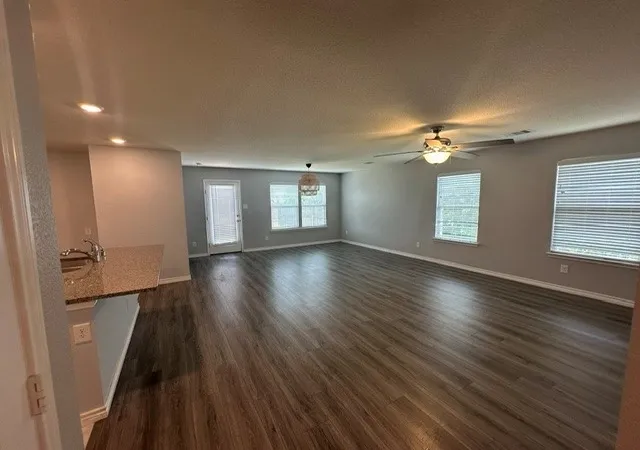 Photo 4 of Single family home for sale at 2757 Tobias Ln, Aubrey, TX 76227 | MLS# 21310694 | Listing updated on 2026-10-06